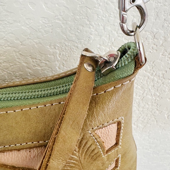 J.L. Saldivar Tooled Leather Crossbody Bag Olive Tan Floral - Picture 5 of 10